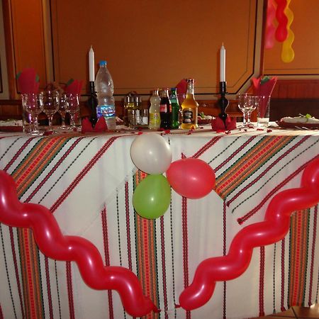 Chuchura Family Hotel Koprivshtitsa Luaran gambar