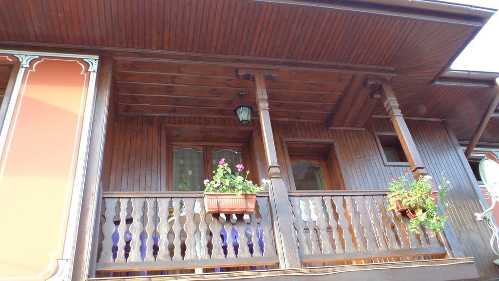 Chuchura Family Hotel Koprivshtitsa Luaran gambar