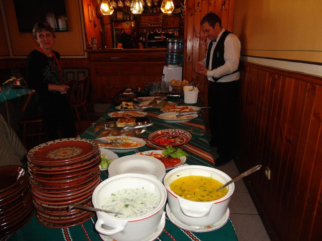 Chuchura Family Hotel Koprivshtitsa Luaran gambar