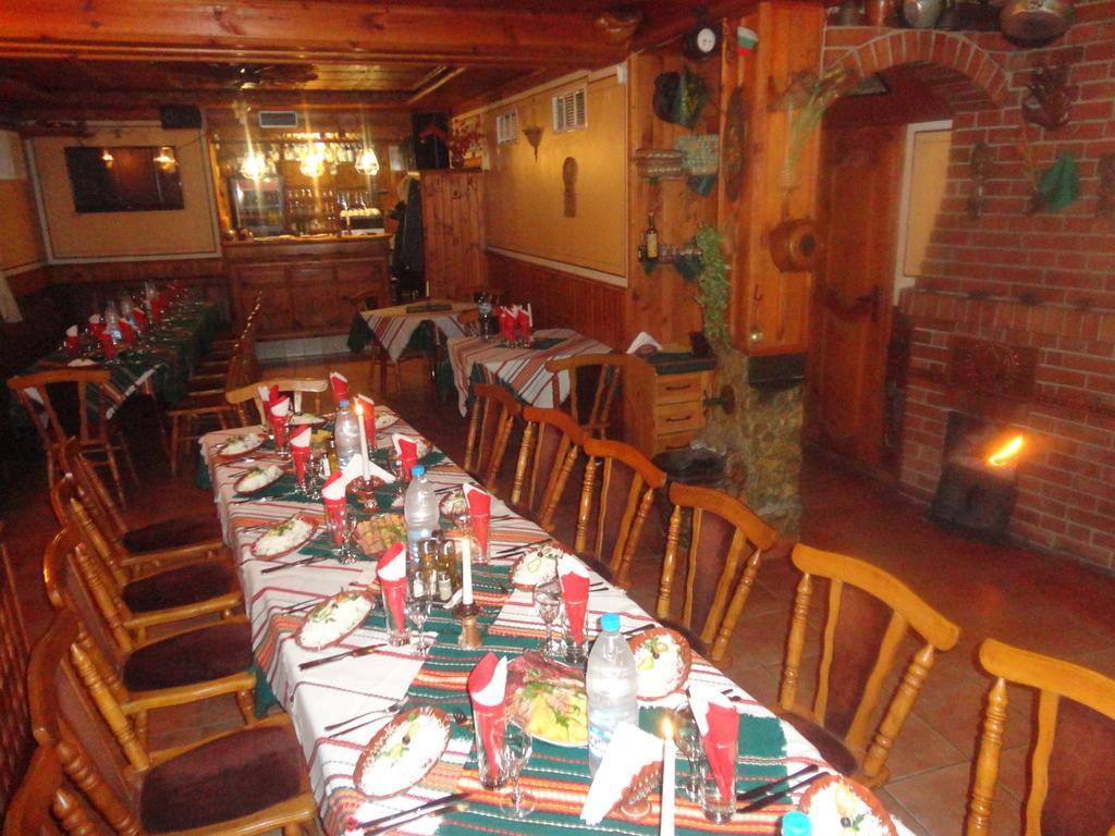 Chuchura Family Hotel Koprivshtitsa Luaran gambar