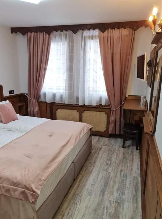 Chuchura Family Hotel Koprivshtitsa Luaran gambar