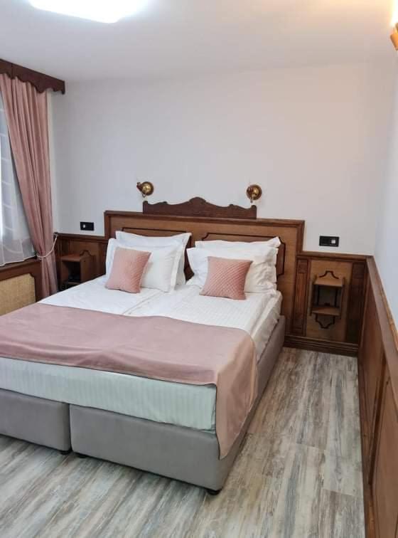 Chuchura Family Hotel Koprivshtitsa Luaran gambar