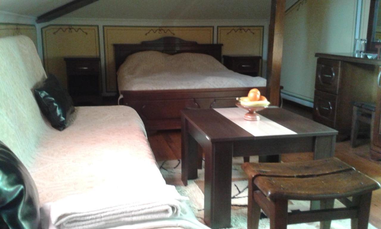 Chuchura Family Hotel Koprivshtitsa Luaran gambar