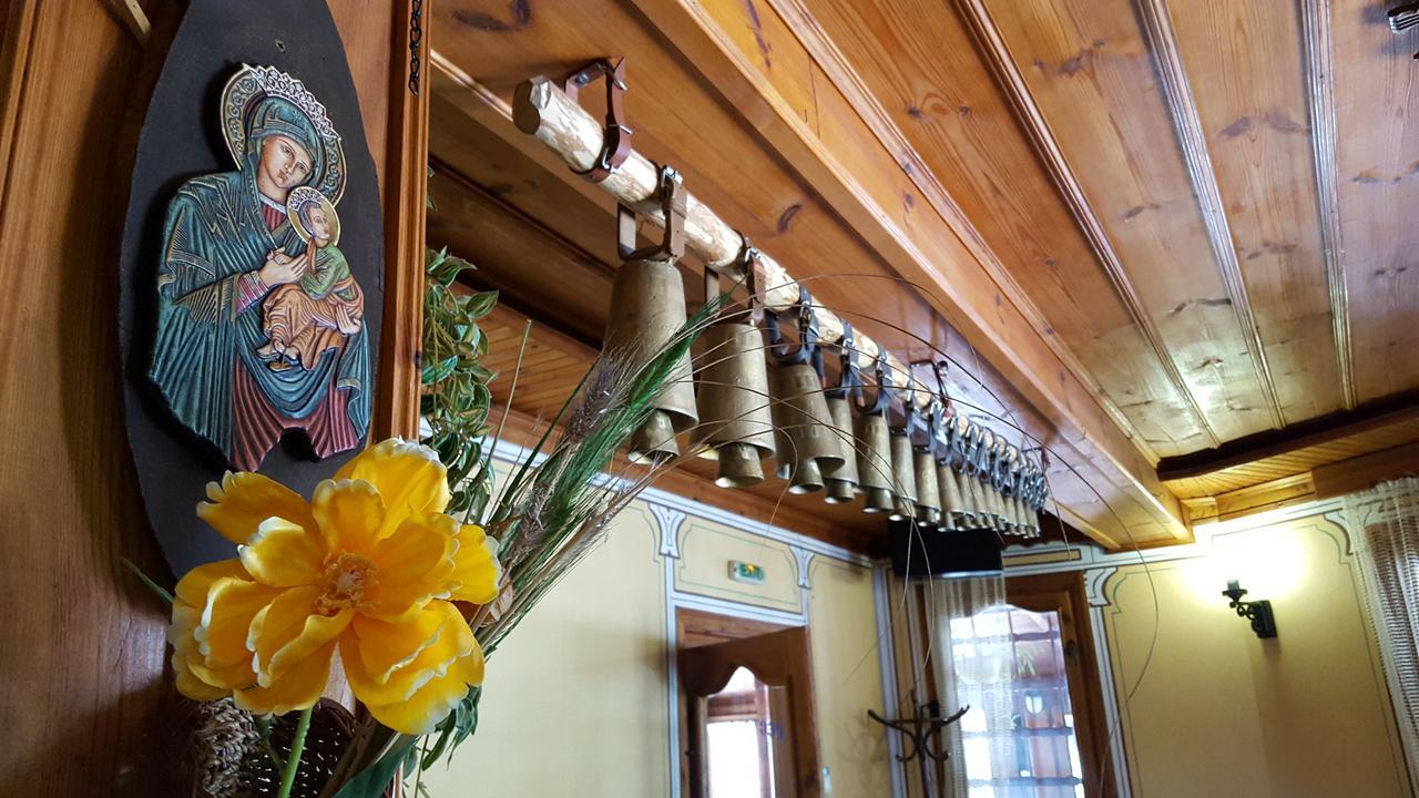 Chuchura Family Hotel Koprivshtitsa Luaran gambar